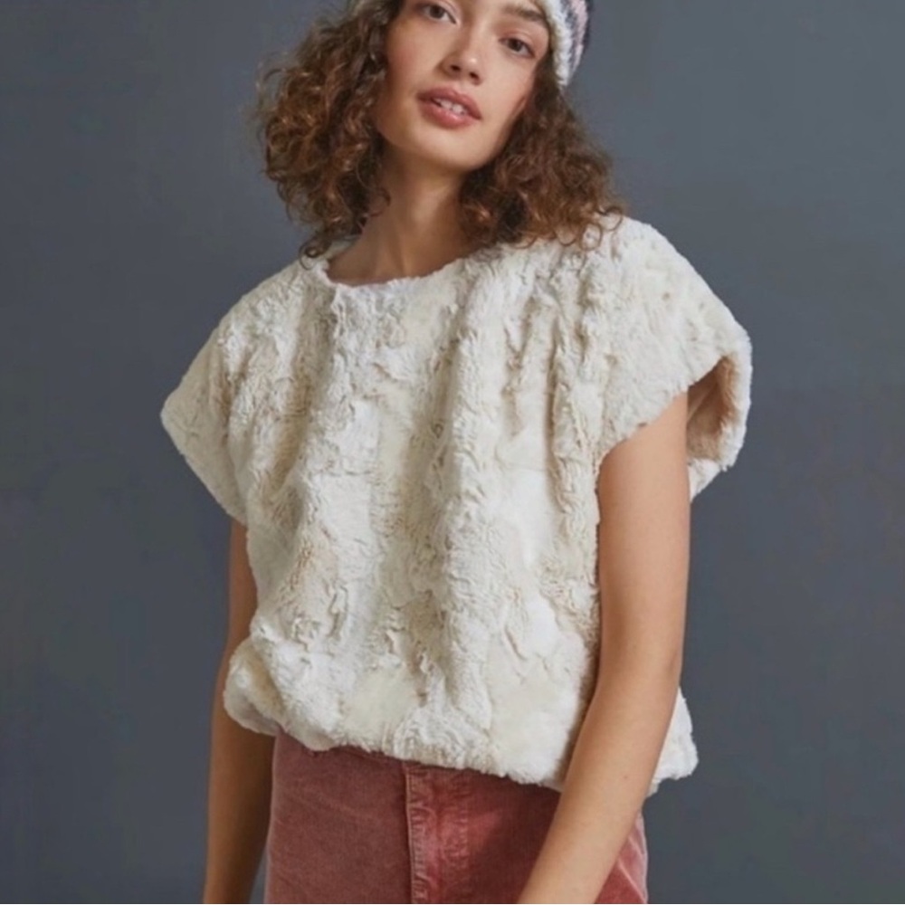 Anthropologie Cream Boxy Cap Sleeve Blouse